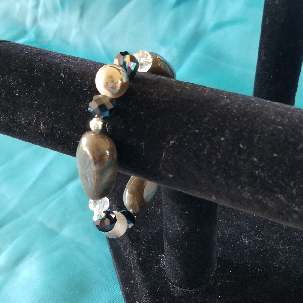 💗COOKIE LEE BEADED STRETCH BRACELET - Picture 1 of 3